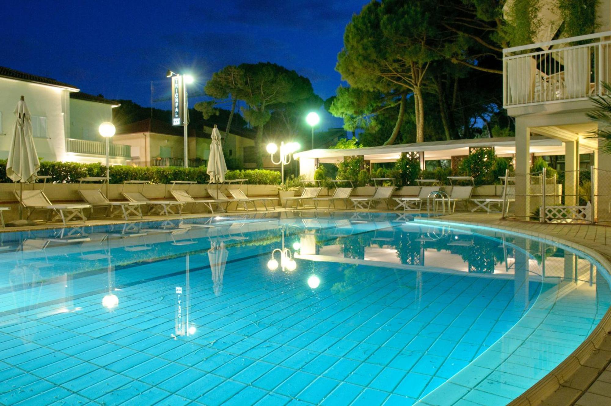 מילאנו מריטימה Hotel Trionfal מראה חיצוני תמונה
