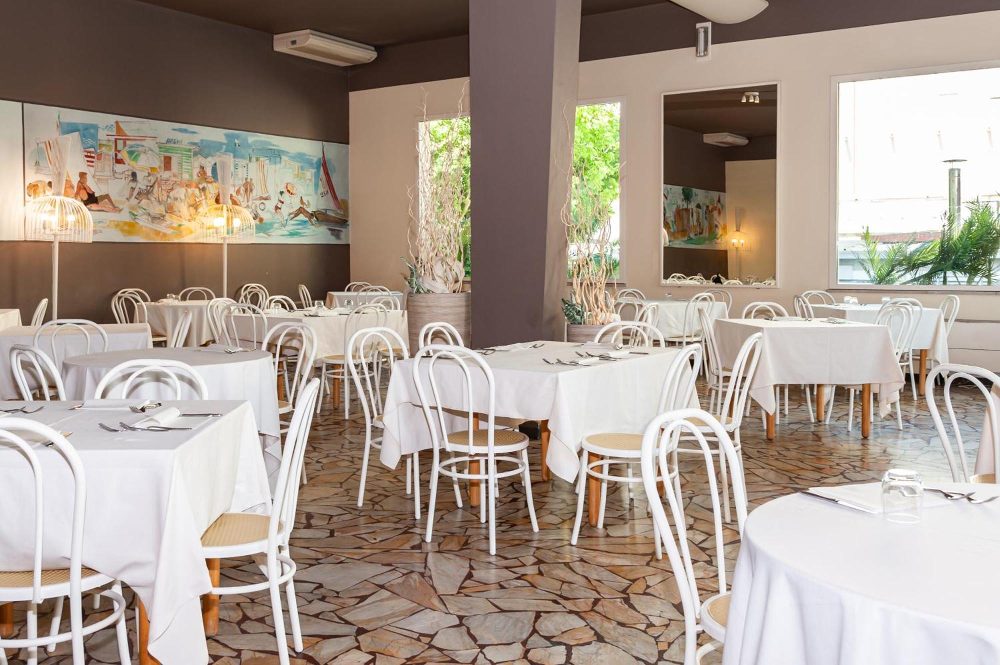 מילאנו מריטימה Hotel Trionfal מראה חיצוני תמונה