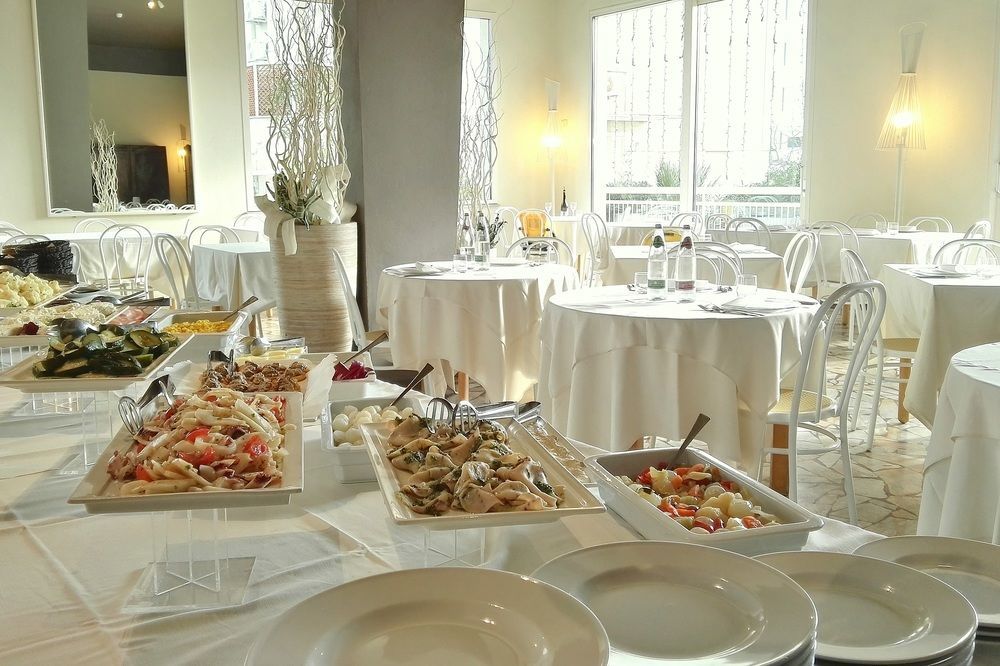 מילאנו מריטימה Hotel Trionfal מראה חיצוני תמונה
